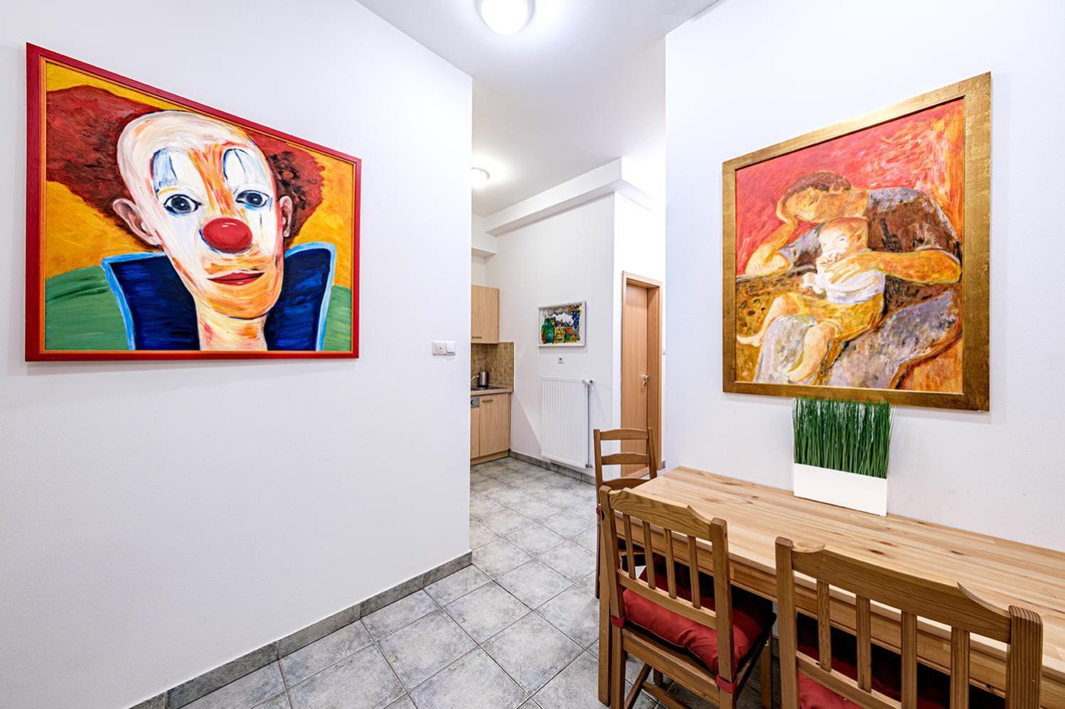 At The Synagogue - Jewish Quarter Apartment